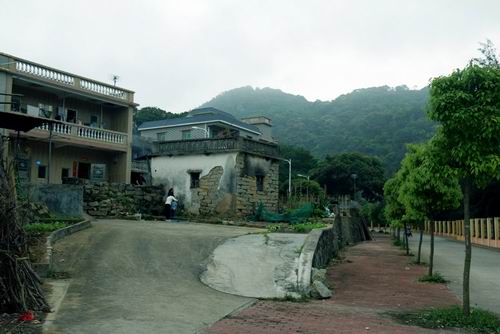 调整大小 132032z79157w9z7y8z7wa.jpg